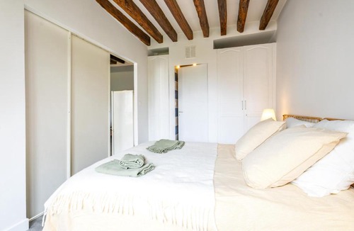 Bonne-Nouvelle Apartment | Peaceful Flat in Montorgueil