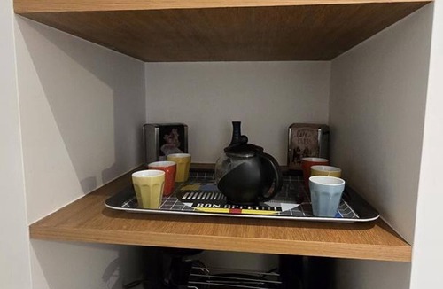 Houdan Cottage | Peaceful medieval house with Wifi and pets allowed