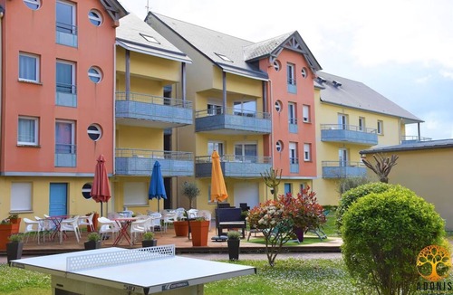 Grandcamp-Maisy Hotel | Pet-friendly Accommodation! Parking, Pool! Short Drive to Omaha and D-Day Beach!
