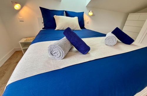 Crasville House | Petit coin de paradis - Parking & terrasse