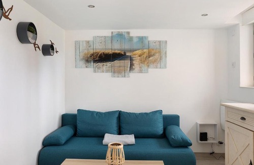 Huille House | Petit gîte bleu