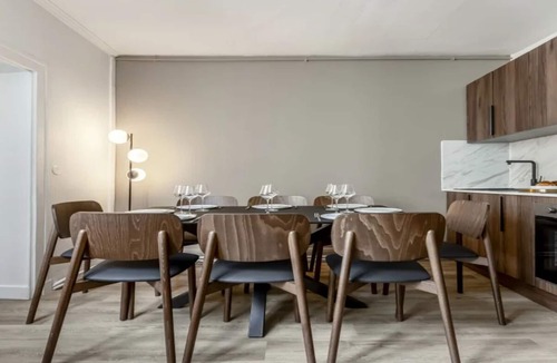 Vivienne Apartment | Place de l'Opera- A pristine 4 bedroom family jewel!