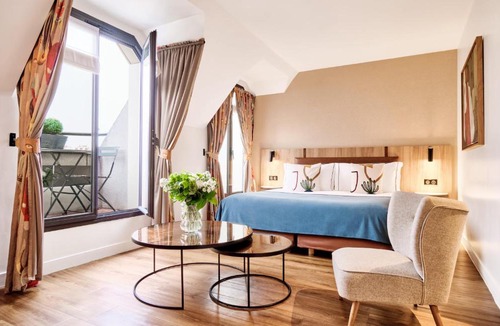 Porte-Dauphine Hotel | Plaza Tour Eiffel