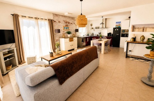 Pont-l'Abbe House | Pleasant townhouse in Pays Bigouden