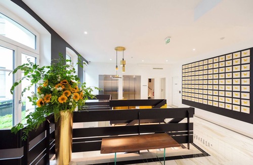 Faubourg-du-Roule Apartment | Pope, 4 stars, Luxury at 1 minute walk from the Champs-Elysées