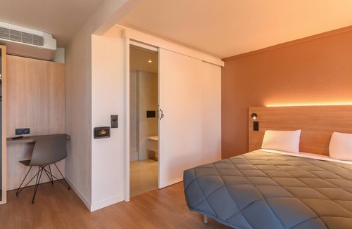 Saint-Cyr-l'Ecole Hotel | Première Classe Versailles - St Cyr l'Ecole
