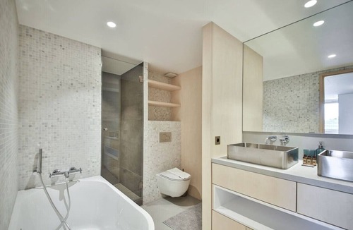 Grenelle Apartment | Premium 3-Bedroom Apartment—View of the Eiffel Tower—Paris 15th Arrondissement—Champ de Mars