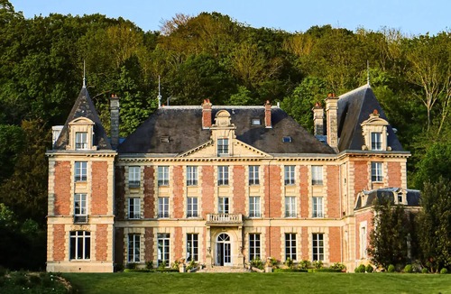 Saint-Cyr-en-Arthies Apartment | Prestige Suite for 2 with a view of the garden