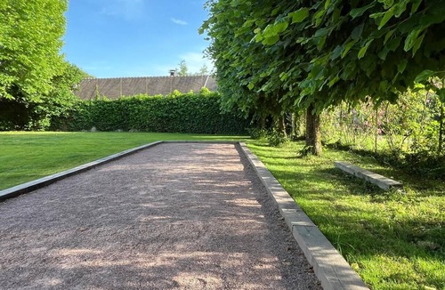 Bu House | Prieure Saint-Bû - 45min Paris - 11 bedrooms - heated pool