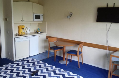 Gambetta Apartment | Private Studio - Paris - La Défense