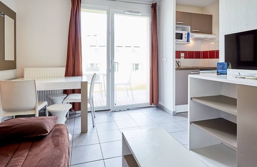 Auberville Condo | Proche de la Plage ! Appart avec Balcon/Terrasse !