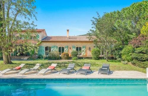 Velennes House | Provencal Villa With Pool In Collobrières