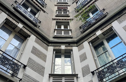 Saint-Gervais Apartment | Quiet and Authentic Corner of the Marais