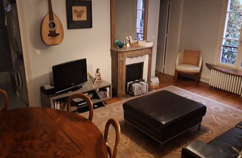 Saint-Gervais Apartment | Quiet and Authentic Corner of the Marais