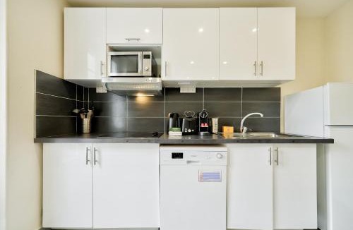 Centre Apartment | Quiet and Cozy Apartments in Nanterre - Near La Defense