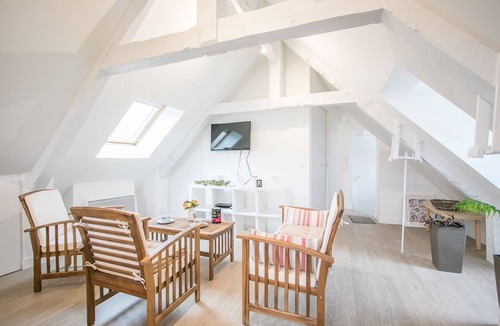 Bayeux Apartment | Quiet apartment in Bayeux 9km from beach