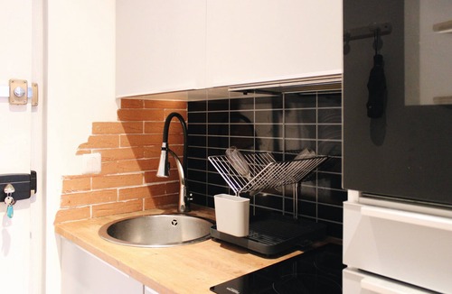 Grenelle Apartment | Quiet, cozy studio 2 minutes from the Eiffel Tower