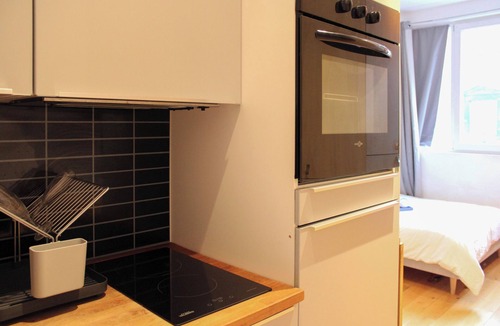 Grenelle Apartment | Quiet, cozy studio 2 minutes from the Eiffel Tower