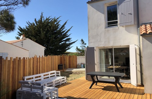 Saint-Denis-d'Oleron House | Quiet house 300m from Les Huttes beach