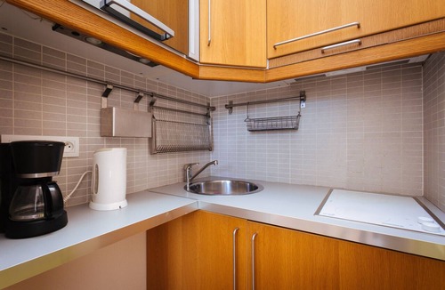 Faubourg-du-Roule Apartment | Quiet Steps Away from Champs Elysees A/C