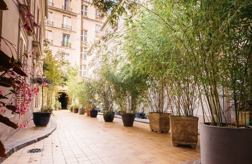 Faubourg-du-Roule Apartment | Quiet Steps Away from Champs Elysees A/C