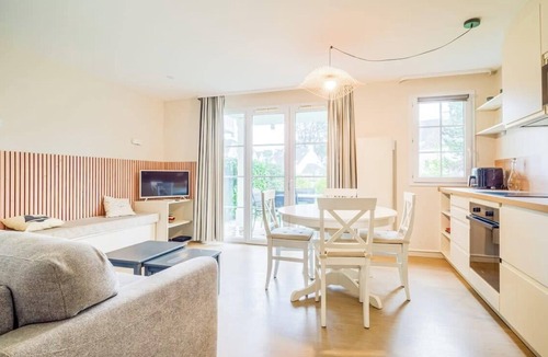 Fouesnant Apartment | Résidence avec piscine & aperçu mer