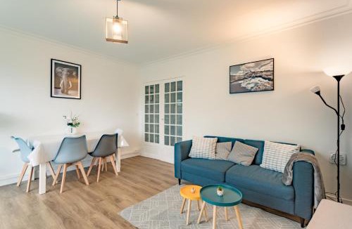 Laval Apartment | Résidence Bonaparte