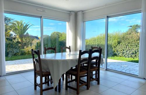Arzon Villa | REF 052 Maison pour 7 personnes à proximité du Golfe du Morbihan à louer pour les vacances