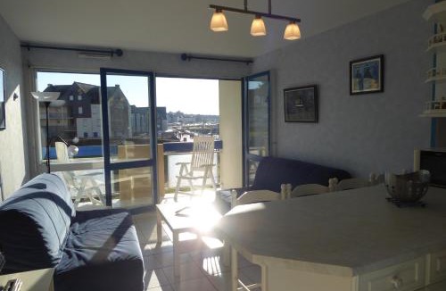 Arzon Apartment | REF 157 Studio pour deux personnes avec piscine vue Port Crouesty ARZON