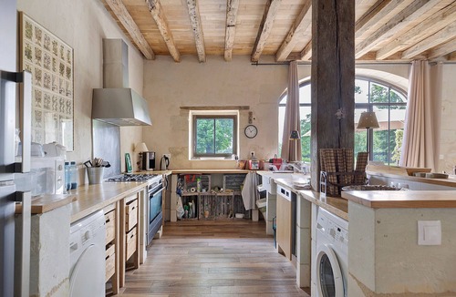 Cravant-les-Coteaux House | Relais du Château de Sonnay – 12 Guests with Pool