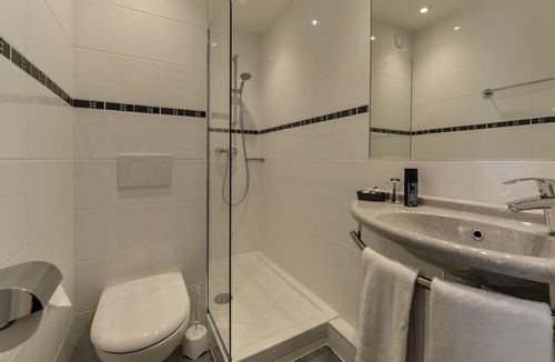 Quartier de Rochechouart Hotel | Relais du Pré
