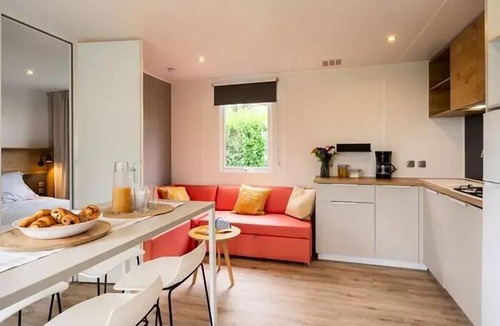 Guidel-Plages House | Relax TV Mobile Home - 3 bedrooms - 6 people