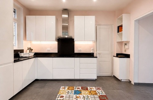Saint-Remy-les-Chevreuse Villa | Remarkable House with Panoramic Views