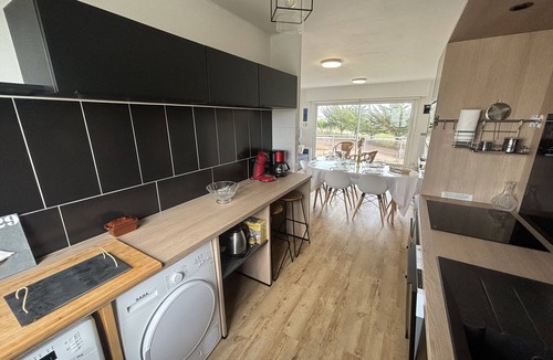 Ile-Tudy Apartment | Renovated apartment facing the beach