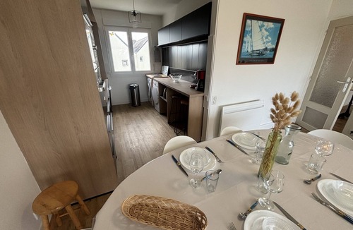 Ile-Tudy Apartment | Renovated apartment facing the beach