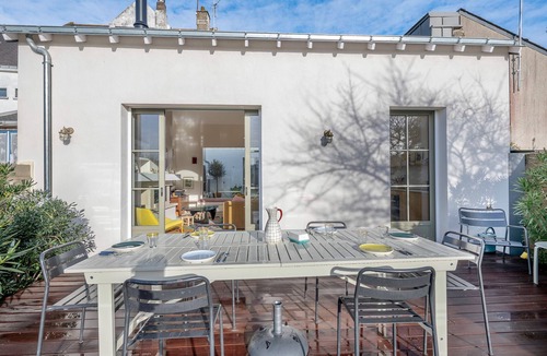 Batz-sur-Mer House | Renovated house for 7 with garden, near beach