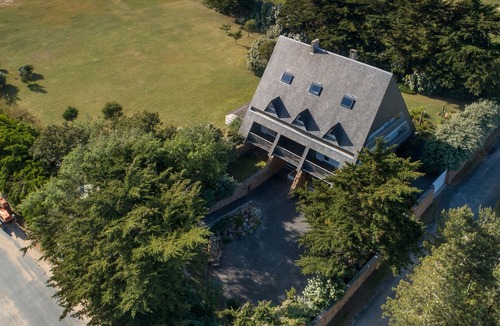 Lingreville Villa | Rent large villa "feet in water" with superb sea view