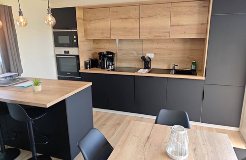 Asnelles Apartment | Residence Belle Plage: Chalet "Jolie Voile" 300m from Gold Beach (D-Day landing beach)