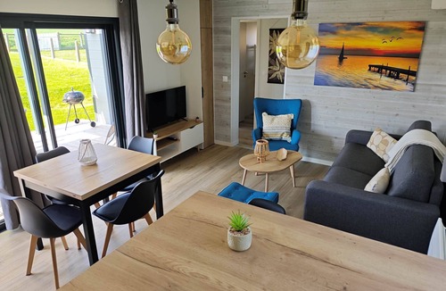 Asnelles Apartment | Residence Belle Plage: Chalet "Jolie Voile" 300m from Gold Beach (D-Day landing beach)