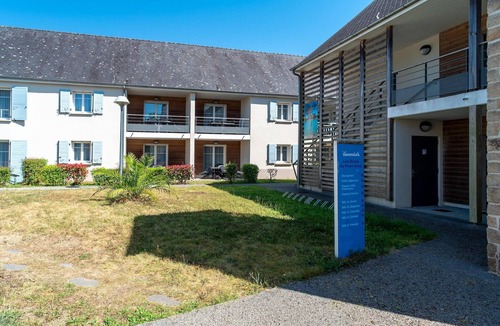 Pont-Aven Apartment | Riverside Stay for 2 in Pont-Aven