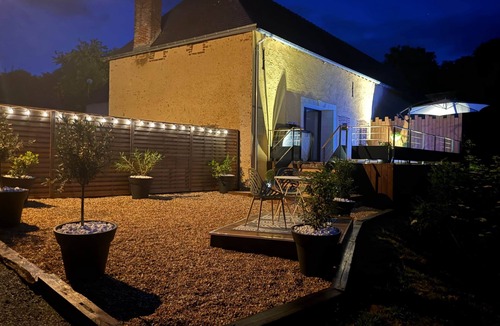 Montreuil-le-Henri House | Romantic cottage with private spa in the heart of nature