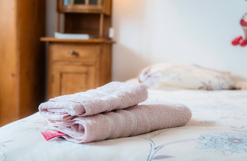 Les Cites Bed & Breakfast | Room with Private Bathroom in Dives/Cabourg