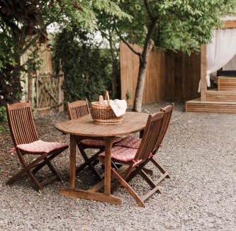 Champfremont Cabin | ROULOTTE NATURE ET SON SPA jacuzzi