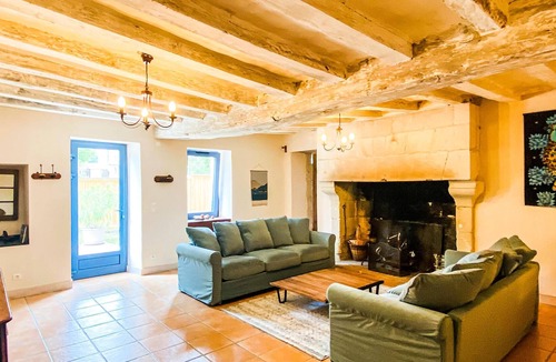 Bourgueil House | Rustic traditional cottage with historical charm