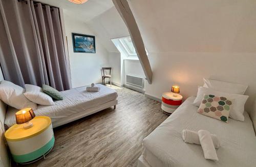 Saint-Vaast-la-Hougue House | Samour House - Centre ville