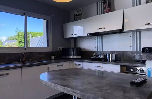 Erquy Villa | Schönes modernes Haus in Erquy, mit einem privaten Pool.