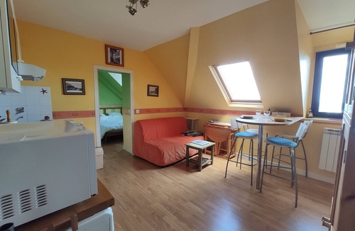 Plerin Apartment | Sea view studio - Beach access on foot + GR34 - Near Saint-Brieuc