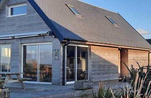 Asnelles House | Seafront house, exceptional view of D-Day beach, Arromanches