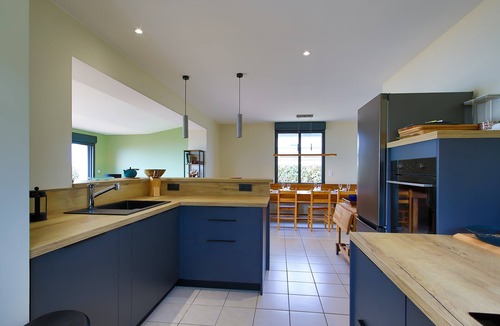 Pirou Villa | Seafront Villa for 8 Guests with Ocean View and Terrace