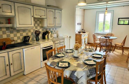 Creances House | Seaside House, Les Fleurs